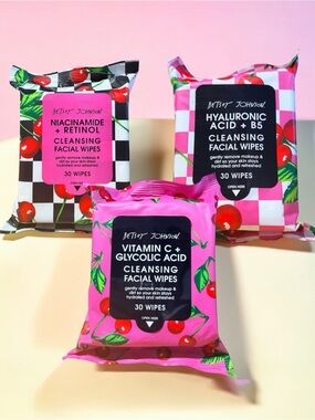 Betsey Johnson Cleansing Facial Wipes - Pick 1
